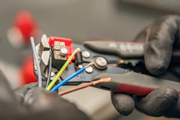 Best Circuit Breaker Repair  in Tipton, IN